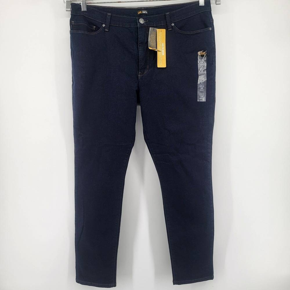 Lee Women's Slimming Fit Skinny Leg Jeans Medium Wash Size 18 Medium dark wash